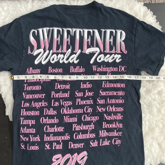 Ariana Grande thank you next sweetener world tour 2019 concert tee - Picture 9 of 10